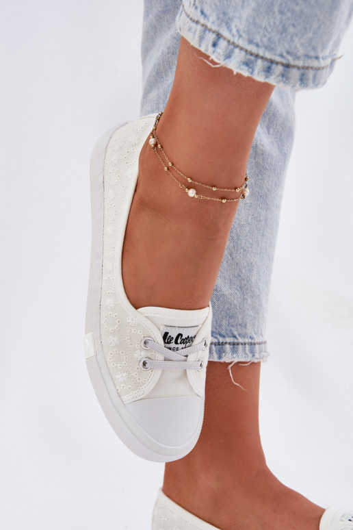 Spordijalatsid naiste saapadHaftem Lee Cooper LCIN-25-31-3447L valget värvi