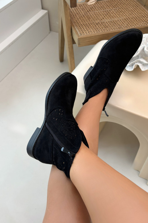 Ažuurilised naiste saapad laia kontsaga S.Barski HY61-8026 musta värvi