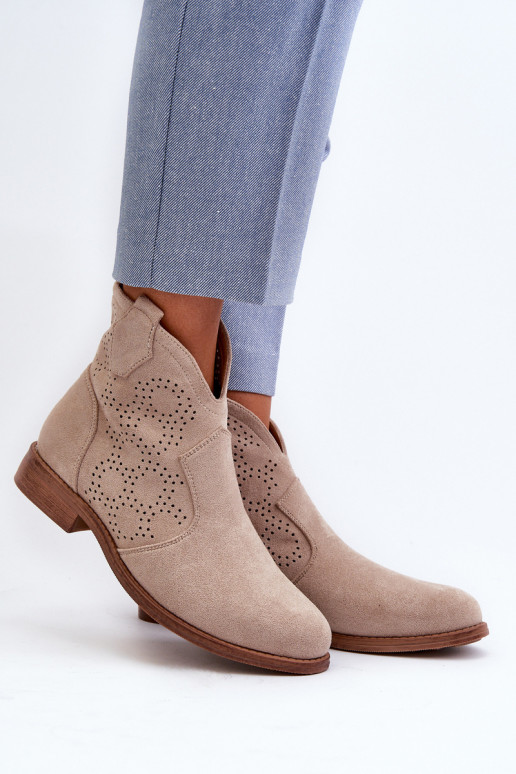 Saapad Pealiste omad laiade nööridega Elevandiluu värvi S.Barski HY66-151