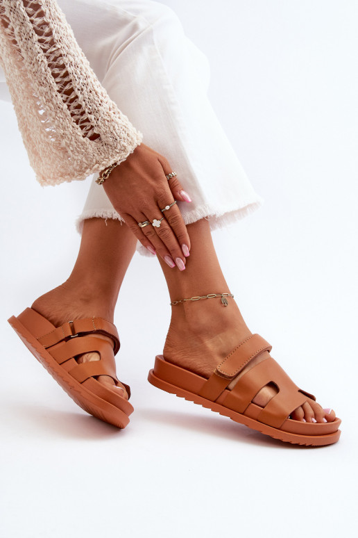 Klassikalise mudeli naiste plätud pruunid värvi Molie