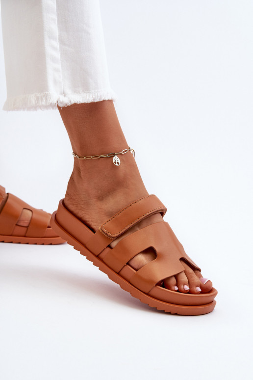 Klassikalise mudeli naiste plätud pruunid värvi Molie