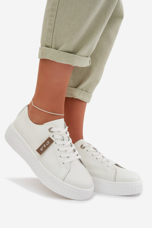 Sneakers tüüpi jalanõud Pealiste omadPealturalnej Skóry D&A GR61-5591 valget värvi