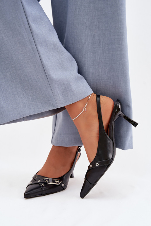 Pealistesandaalid kõrge jämeda kontsaga Triipudega I neetide ja pandlaga msuud Parina