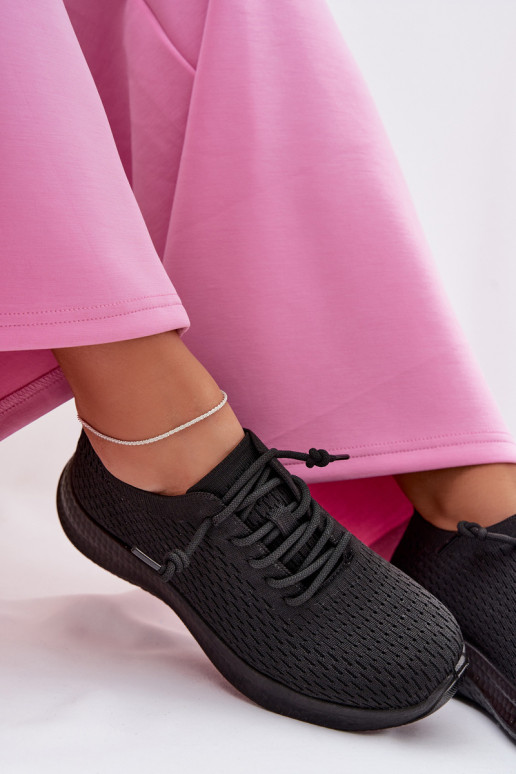 Riidest spordijalatsid Pealiste omad msuud Carmivelle