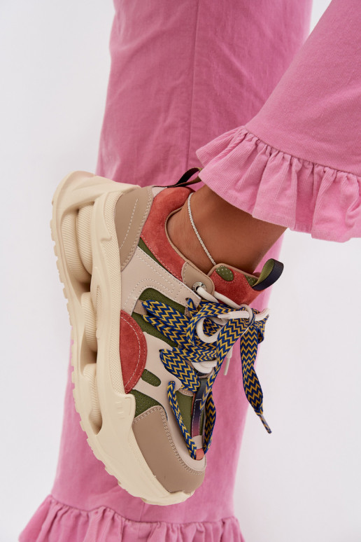 Pealhk Sneakers tüüpi jalanõud Pealiste omad platvormiga D&A CR61-3133 beeži värvi