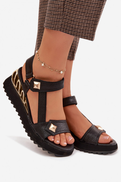 Pealistesandaalid Pealiste omad platvormiga D&A CR61-3070 msuud