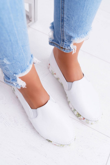 Pealiste omad jalatsid Sellel onciejka Slip-on Pealhk valget värvi 03512-11 2