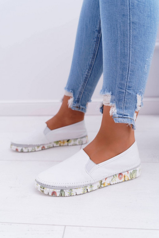 Pealiste omad jalatsid Sellel onciejka Slip-on Pealhk valget värvi 03512-11