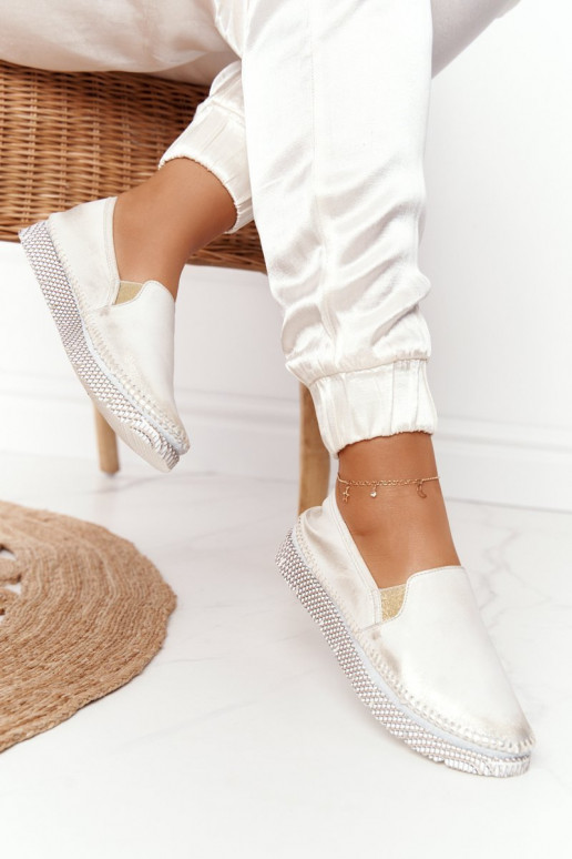 Pealiste omad jalatsid Sellel onciejka Slip-on Pealhk Kuldset värvi 03512-25