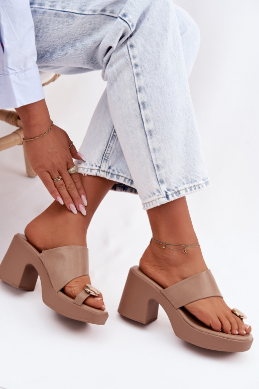 naiste plätud Peal Słupkosisseym Obcasie Ze Kuldset värvim Detalem beeži värvi Sinora