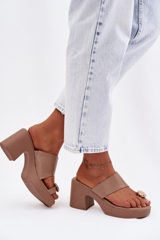 naiste plätud Peal Słupkosisseym Obcasie Ze Kuldset värvim Detalem beeži värvi Sinora