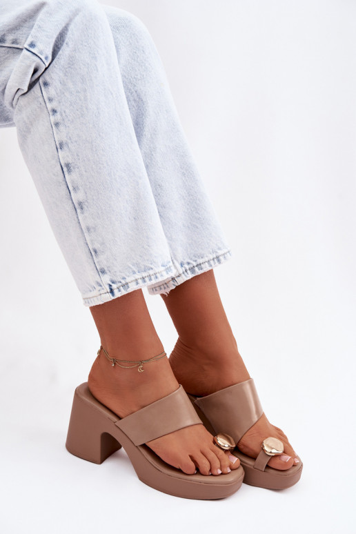 naiste plätud Peal Słupkosisseym Obcasie Ze Kuldset värvim Detalem beeži värvi Sinora