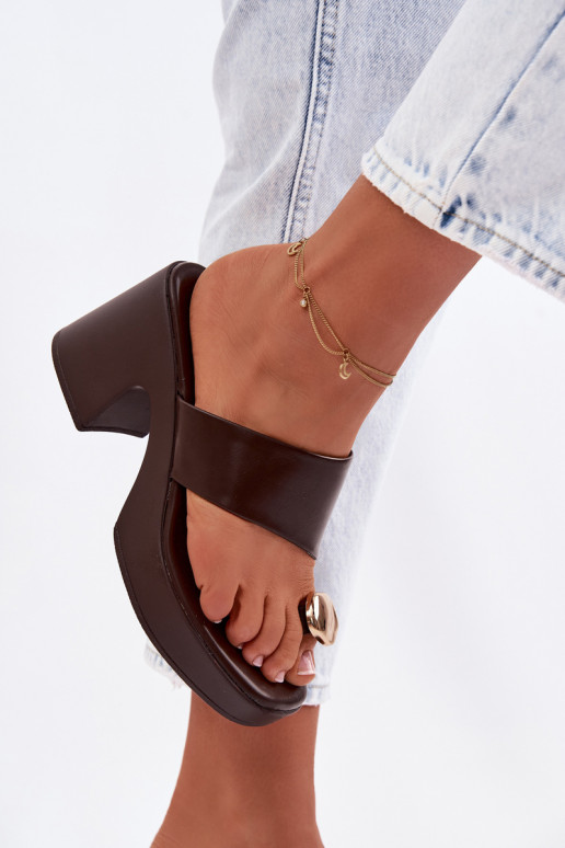 naiste plätud Peal Słupkosisseym Obcasie Ze Kuldset värvim Detalem Czekoladosissee Sinora