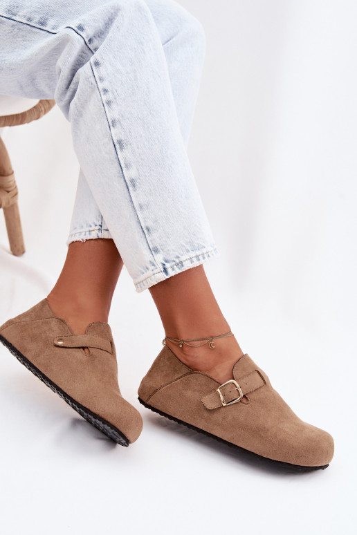 jalatsid Pealiste omad Eco Suedeosissee Kuldse pandlaga beeži värvi Ismora