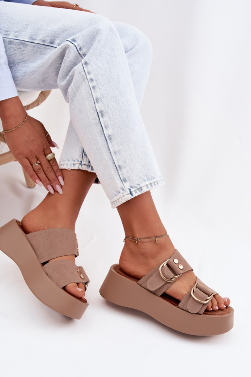 naiste plätud platvormiga Ze Kuldset värvimi neetide ja pandlagami beeži värvi Nelirae