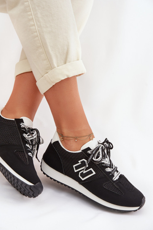 Sneakers tüüpi jalanõud Pealiste omad Koos Ornate Paeladm msuud Henira