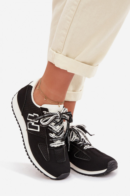 Sneakers tüüpi jalanõud Pealiste omad Koos Ornate Paeladm msuud Henira