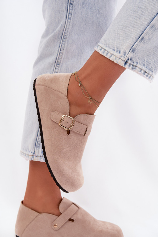 Naiste kunstnahast kingad kuldsete pandlitega liivakarva Ismora