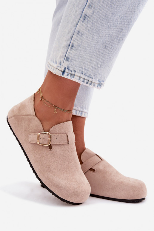 Naiste kunstnahast kingad kuldsete pandlitega liivakarva Ismora