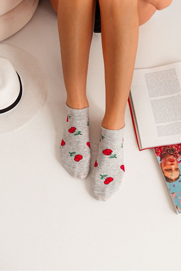 Jalasokid Pealiste omad INiśnie Halli värvi