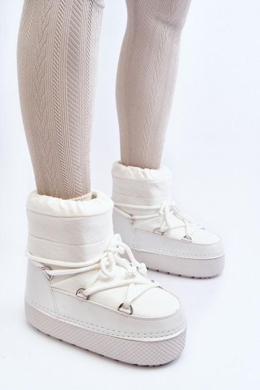 Pealiste omad nööpidega lumesaapad saapad koos stiilsete detailidega valget värvi Toolsa