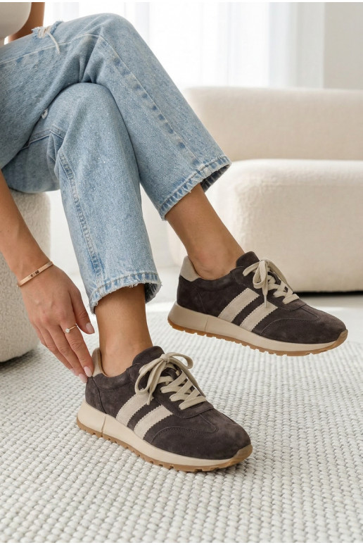 Sneakers tüüpi jalanõud Pealiste omadPealturalnego seemisnakhsedu pruunid värvi Sellel onrceline