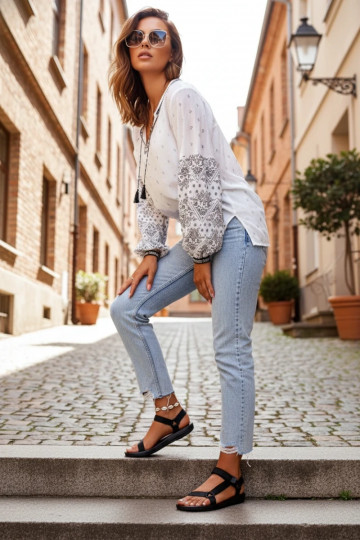 Naiselik Sportliku stiiliga sandaalid krõpsudega kinnitatav mustad Vilari