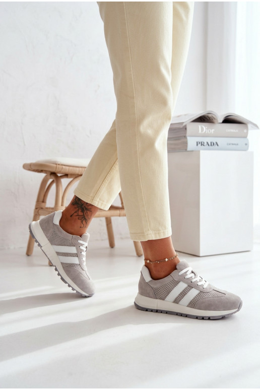 Sneakers tüüpi jalanõud Pealiste omadPealturalnego seemisnakhsedu Halli värvi Sellel onrceline