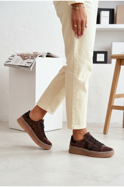 Sneakers tüüpi jalanõud Pealiste omadPealturalnego seemisnakhsedu platvormiga Vinceza 79597 pruunid värvi