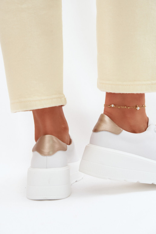 Pealhk Sneakers tüüpi jalanõud Pealiste omad platvormigaPrzypinką Vinceza 39973 valget värvi