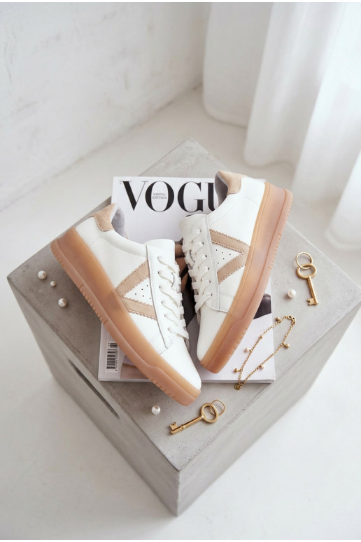 Sneakers tüüpi jalanõud Pealiste omadPealturalnej Skóry platvormiga Vinceza 79597 valget värvi