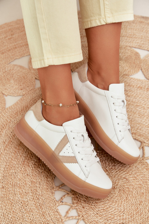 Sneakers tüüpi jalanõud Pealiste omadPealturalnej Skóry platvormiga Vinceza 79597 valget värvi