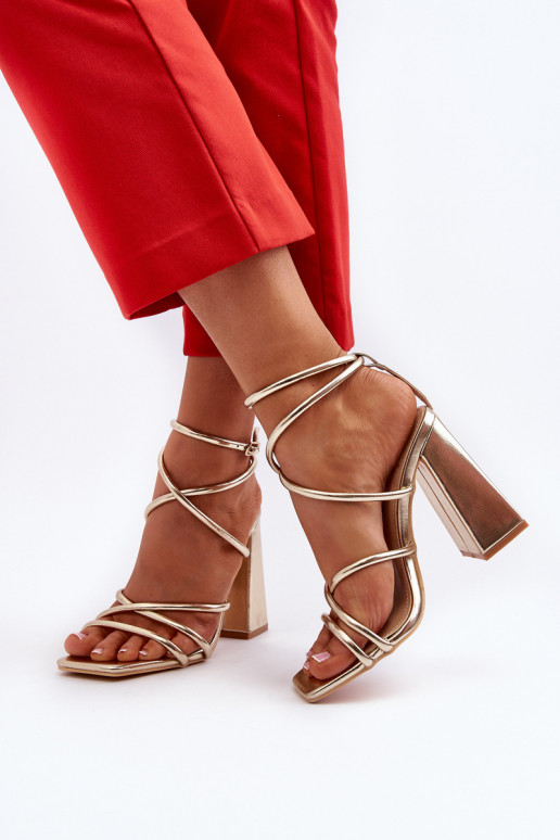 Moekad Elegantsed kõrge kontsaga sandaalid Kuldset värvi Josette