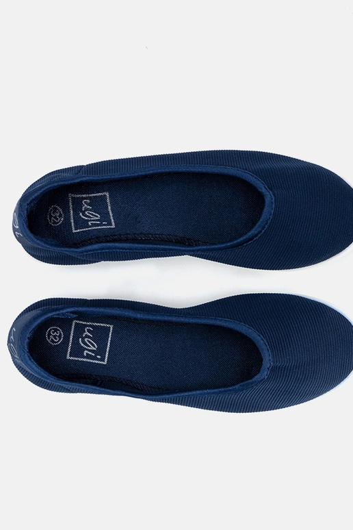 Tumedalt sinised laste ballerina...