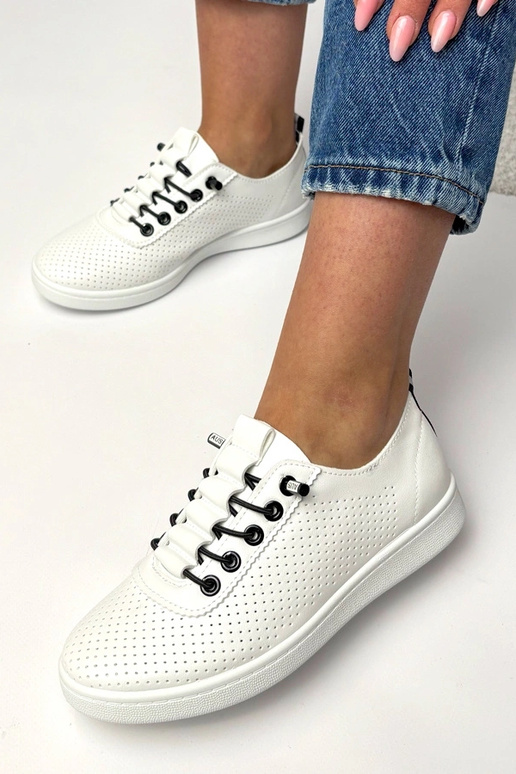 Valged eemaldatavad perforatsiooniga...