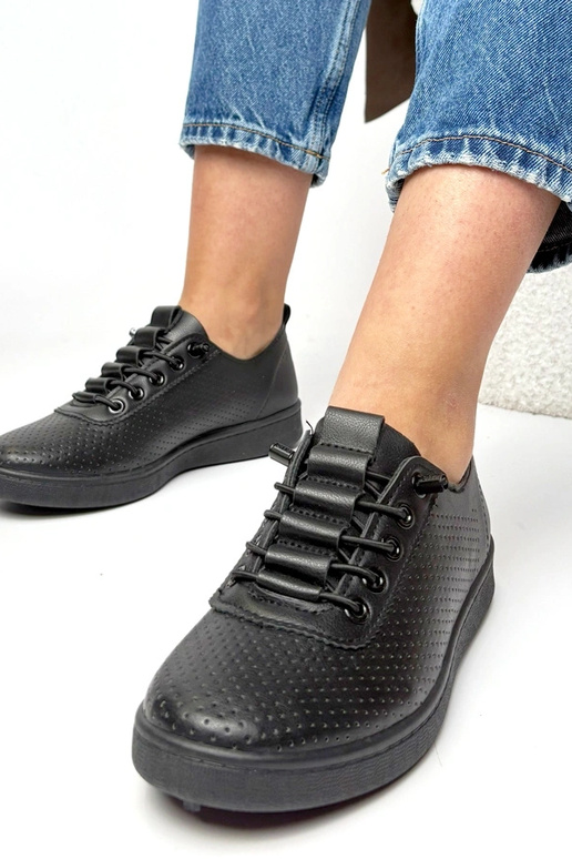 Mustad eemaldatavad perforatsiooniga...