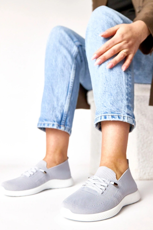 Hallid naiste spordijalatsid Léa