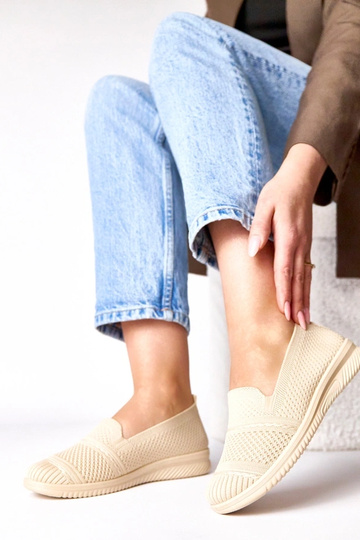 Beżowe wsuwane materiałowe... 2