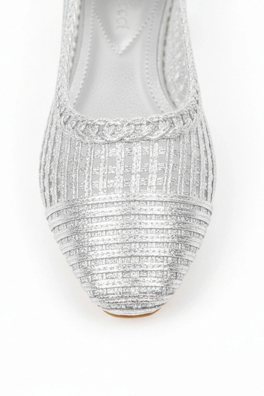 Srebrne ażurowe balerinki na niskim...