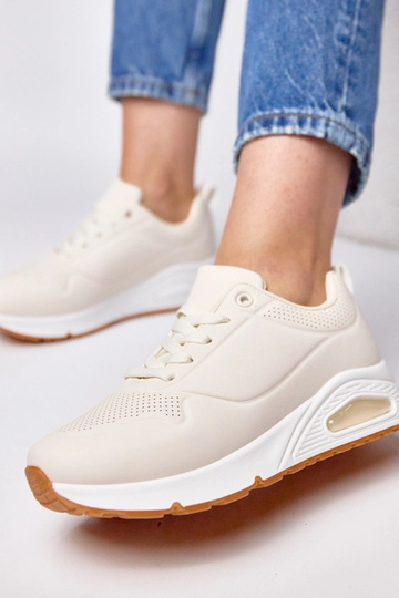 Beżowe sneakersy na grubej... 2
