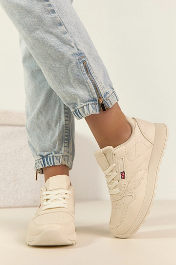 Jasnobeżowe sneakersy casualowe na platformie Élise 2