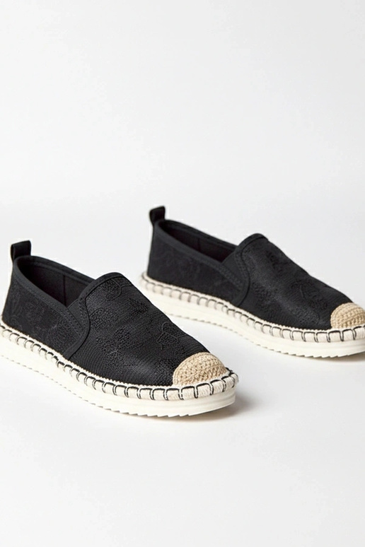 Mustad espadrillid sädelevate...