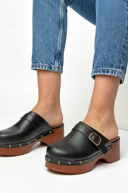 Mustad kõrged klump-sussid Floriane