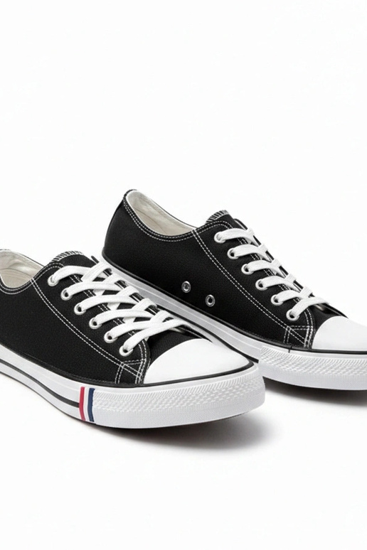 Mustad mehelikud klassikalised sussid...