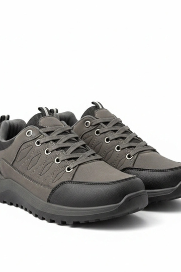 Hallid mehelikud sussid Leo 2