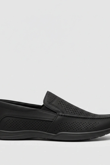 Mustad perforatsiooniga... 2