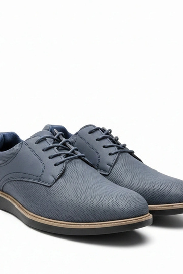 Tumedalt sinised meeste... 2