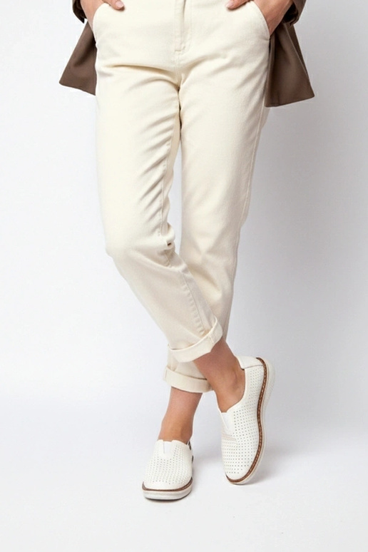 Valged avatud poolsaapad Rosa