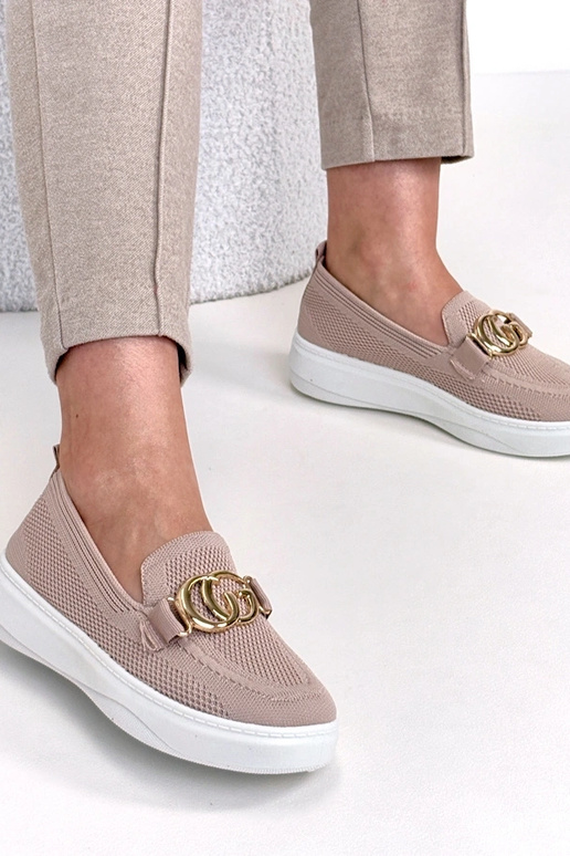 Roosad sissetõmmatavad kangast tossud...