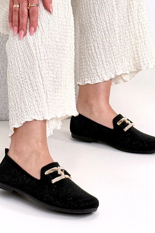 Mustad mokasiinid, kaunistatud...